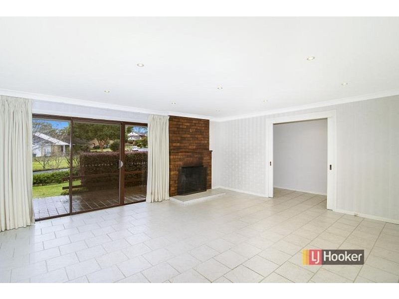 9 Hughes Avenue, Castle Hill NSW 2154