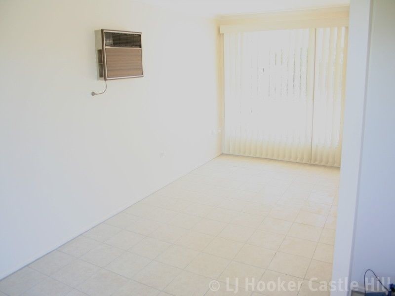 5 Knightsbridge Pl, Castle Hill NSW 2154