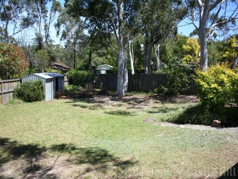 5 Knightsbridge Pl, Castle Hill NSW 2154
