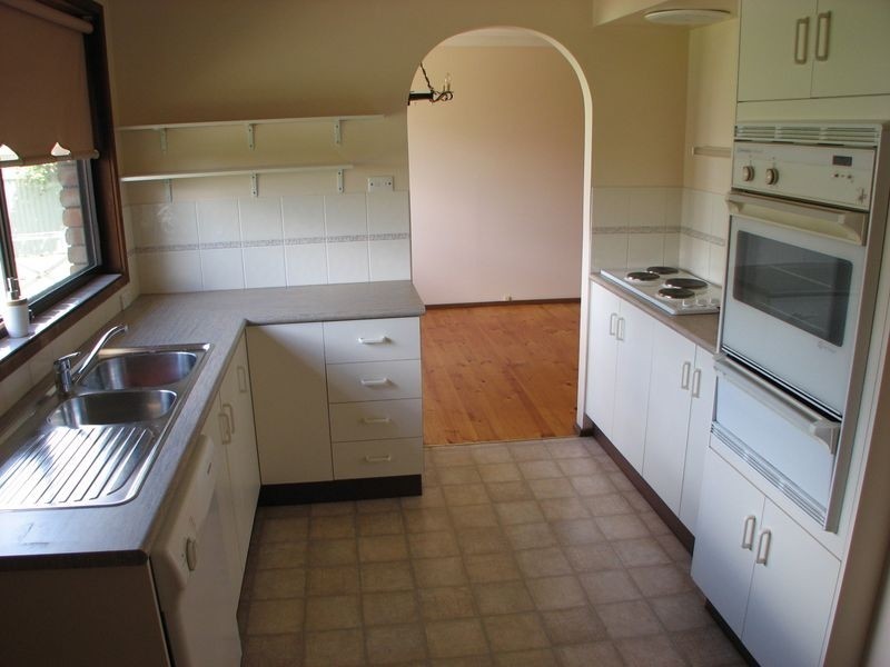 38 Whte Cedar Dr, Castle Hill NSW 2154