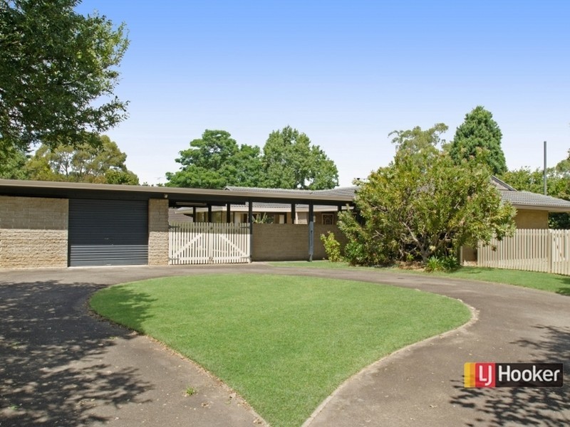 8 Tathra Place, Castle Hill NSW 2154