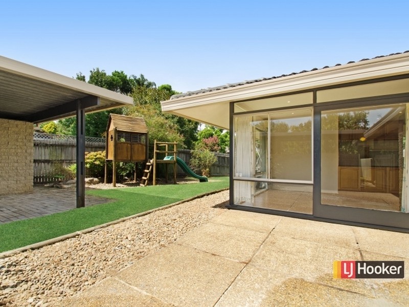 8 Tathra Place, Castle Hill NSW 2154