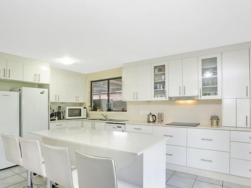 34 Middleton Avenue, Castle Hill NSW 2154