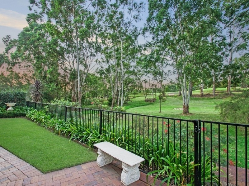 5 St Simon Place, Castle Hill NSW 2154