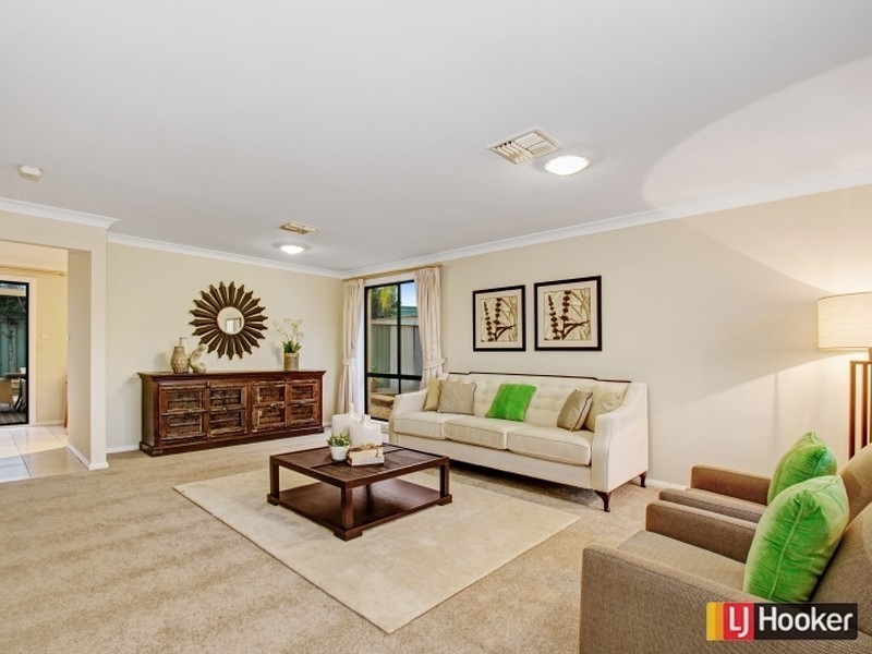 22 Iwan Place, Beaumont Hills NSW 2155
