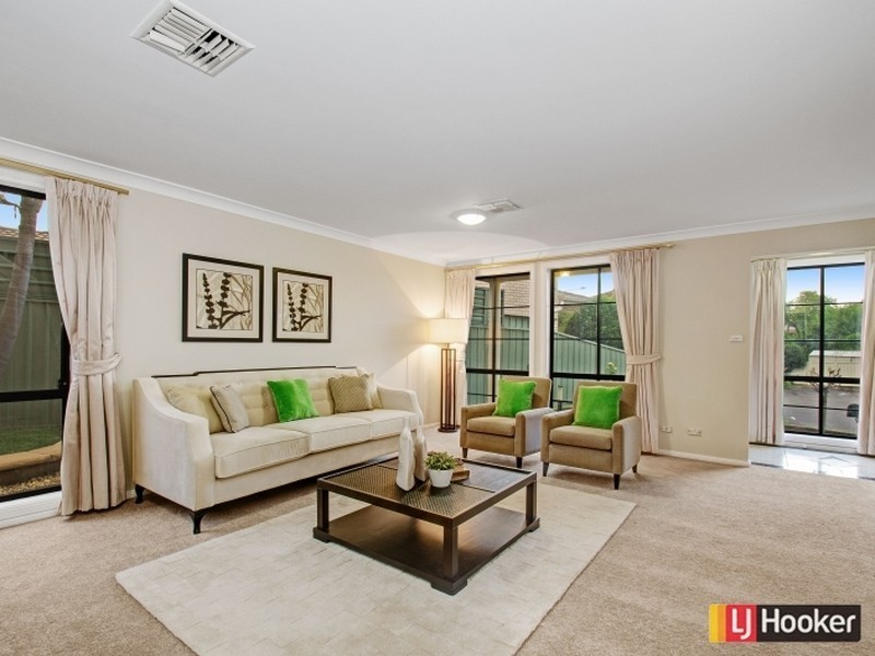 22 Iwan Place, Beaumont Hills NSW 2155