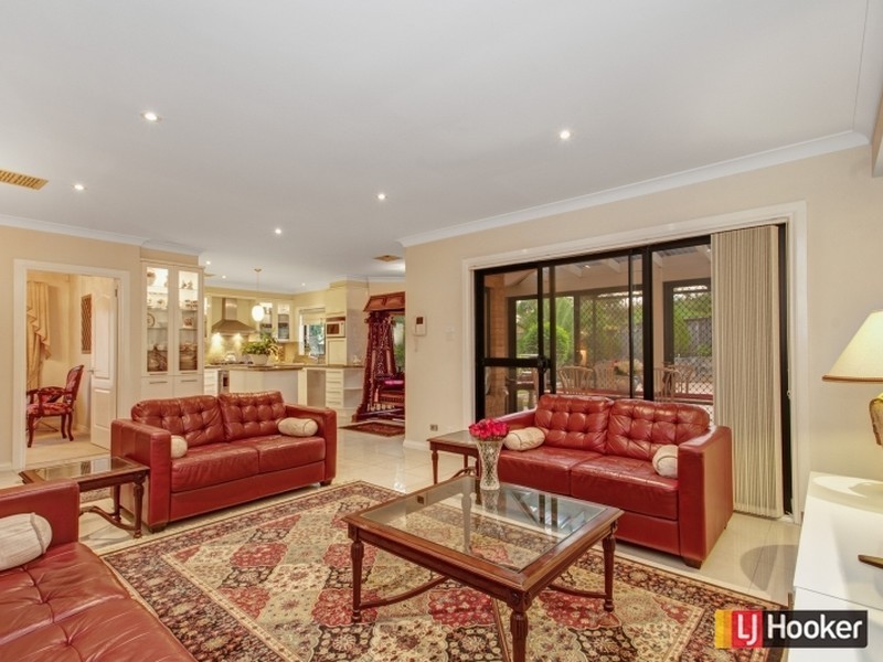 7 Brosnan Place, Castle Hill NSW 2154