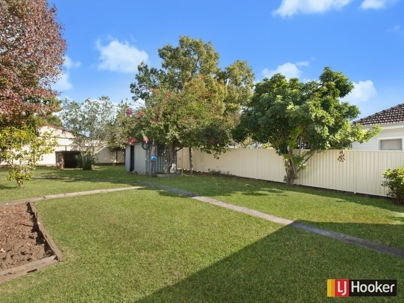 12 Marks Avenue, Seven Hills NSW 2147