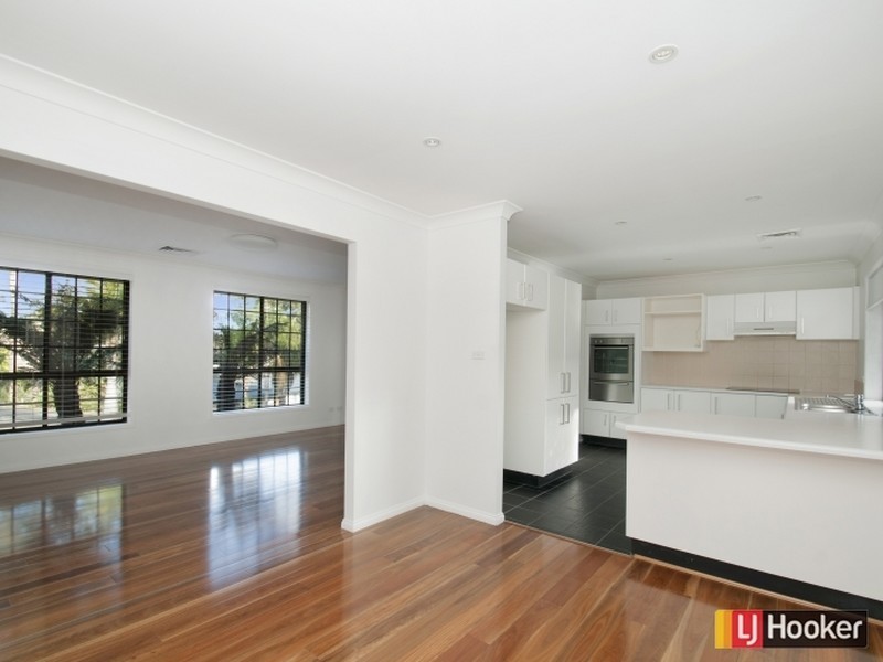 1 Chainmail Crescent, Castle Hill NSW 2154