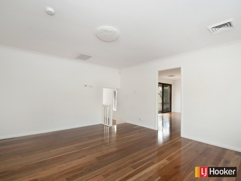 1 Chainmail Crescent, Castle Hill NSW 2154