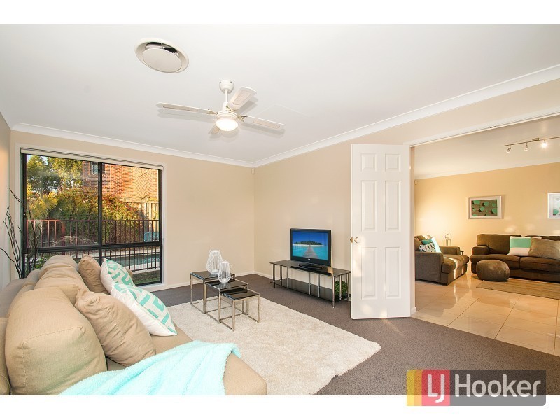 7 Eric Cooper Drive, Castle Hill NSW 2154