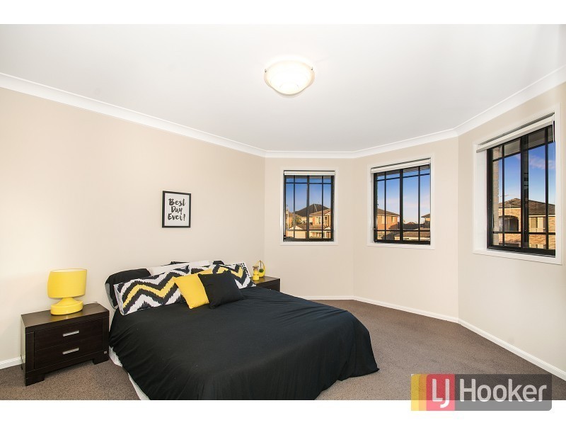 7 Eric Cooper Drive, Castle Hill NSW 2154