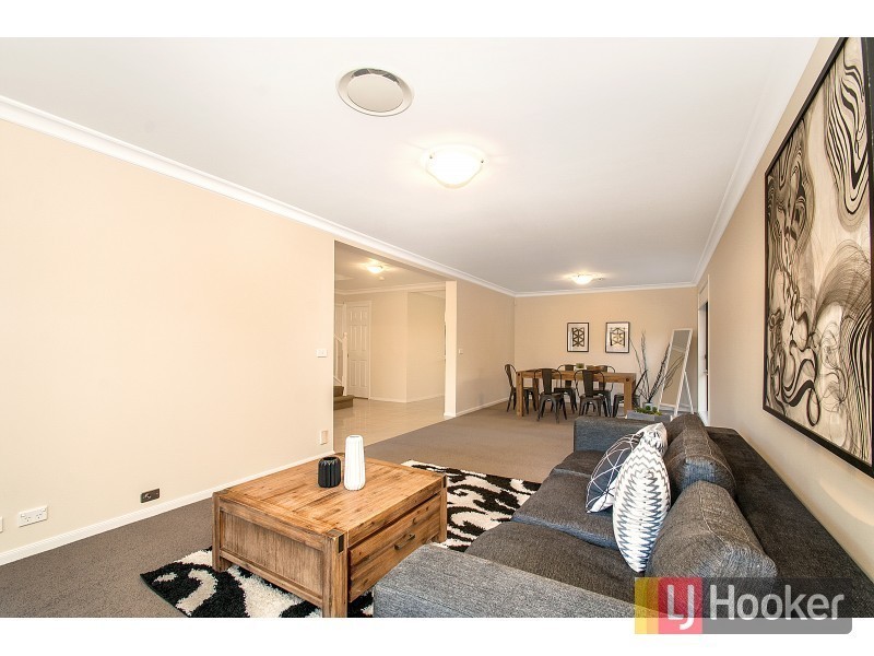 7 Eric Cooper Drive, Castle Hill NSW 2154