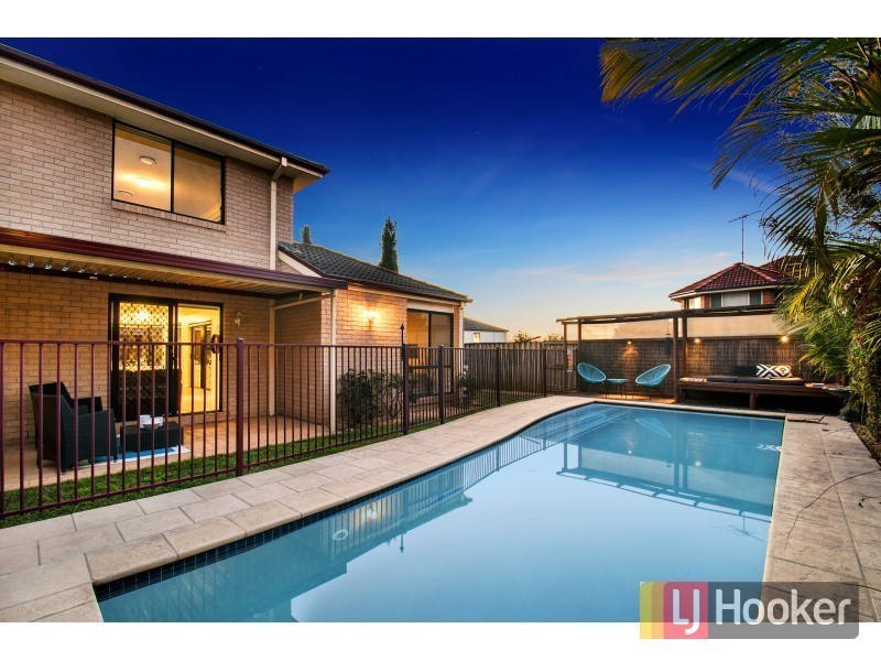 7 Eric Cooper Drive, Castle Hill NSW 2154