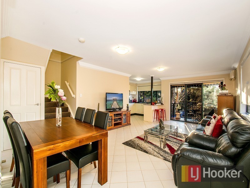 Unit 5/35-37 Parsonage Road, Castle Hill NSW 2154
