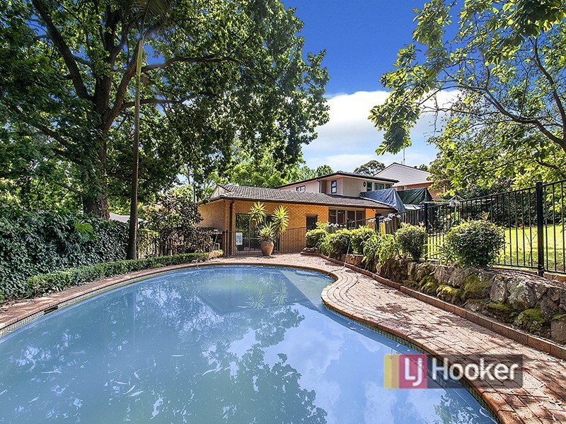 12 Haigh Place, Castle Hill NSW 2154