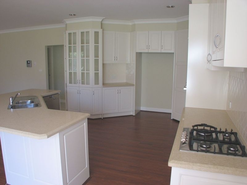 24 Brae Place, Castle Hill NSW 2154