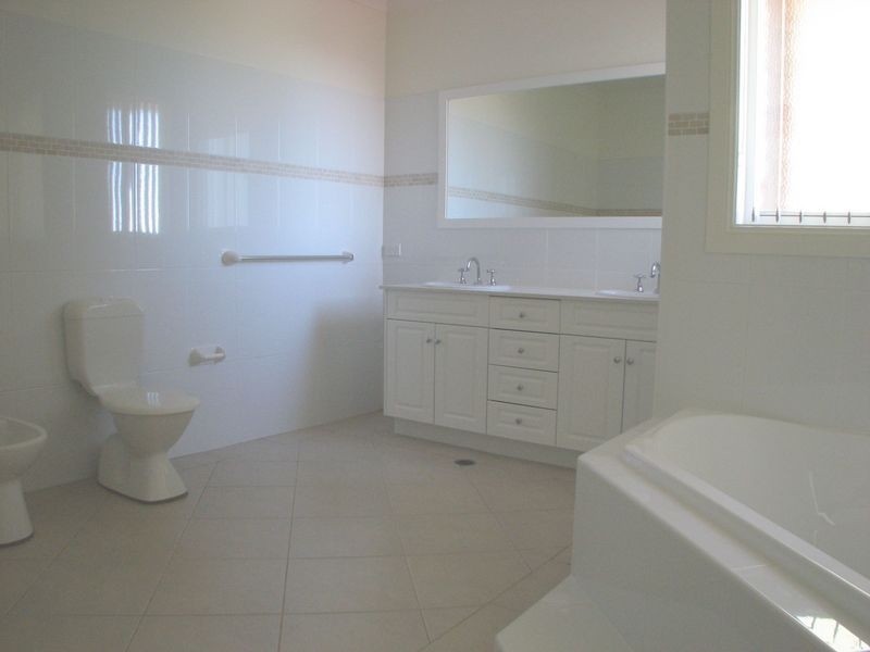 24 Brae Place, Castle Hill NSW 2154