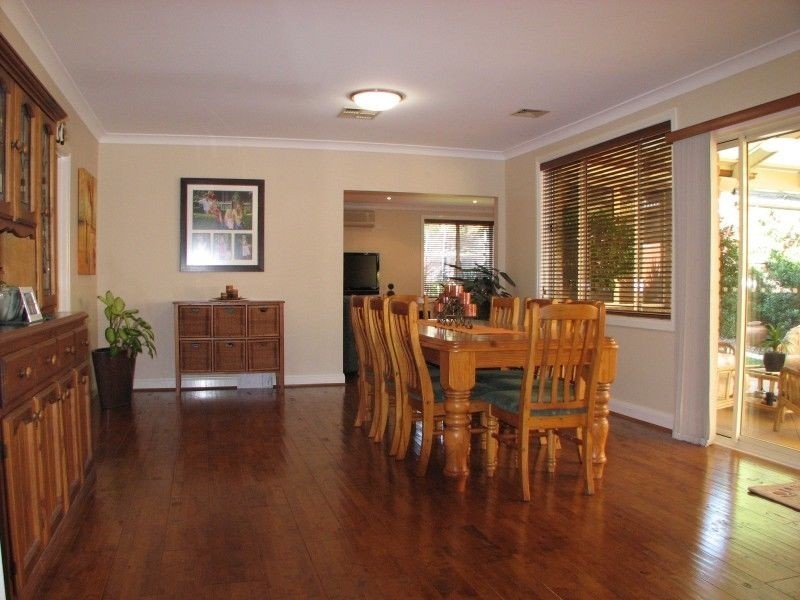 15 Wildflower Pl, Kellyville NSW 2155