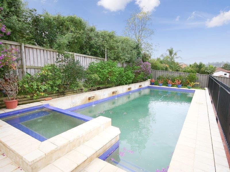 66 Yaringa Rd, Castle Hill NSW 2154