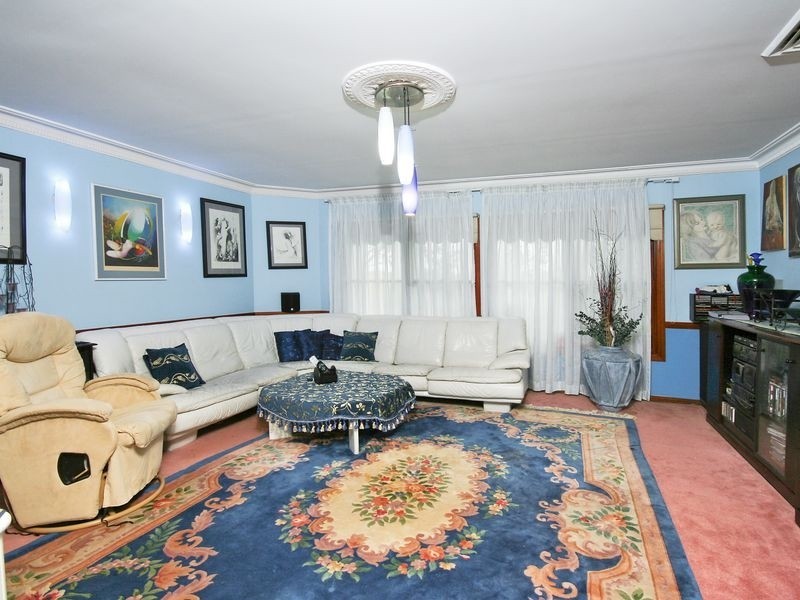 66 Yaringa Rd, Castle Hill NSW 2154