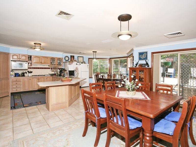 66 Yaringa Rd, Castle Hill NSW 2154