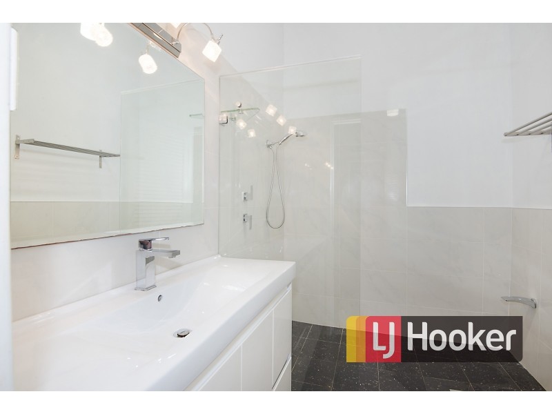 24 Dresden Avenue, Castle Hill NSW 2154