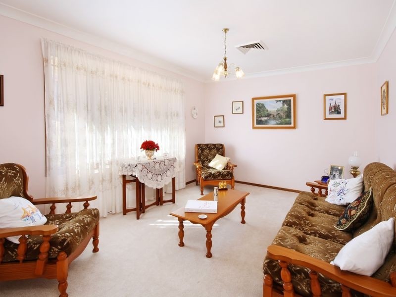 26A Kingussie Ave, Castle Hill NSW 2154