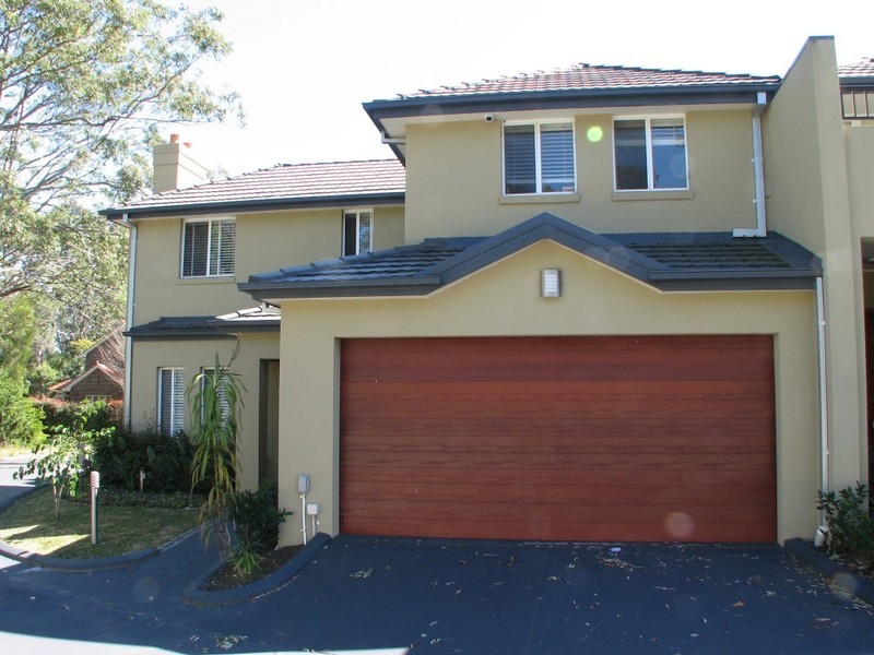 1/3 Banks Rd, Castle Hill NSW 2154