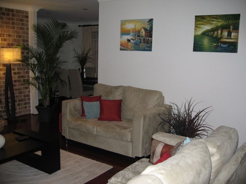 3 Knightsbridge Pl, Castle Hill NSW 2154