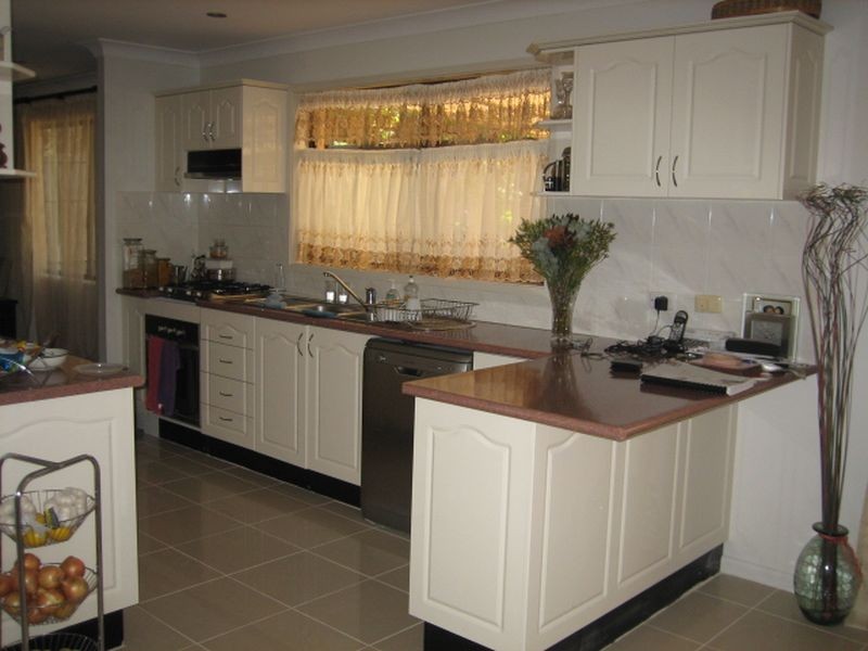 3 Knightsbridge Pl, Castle Hill NSW 2154