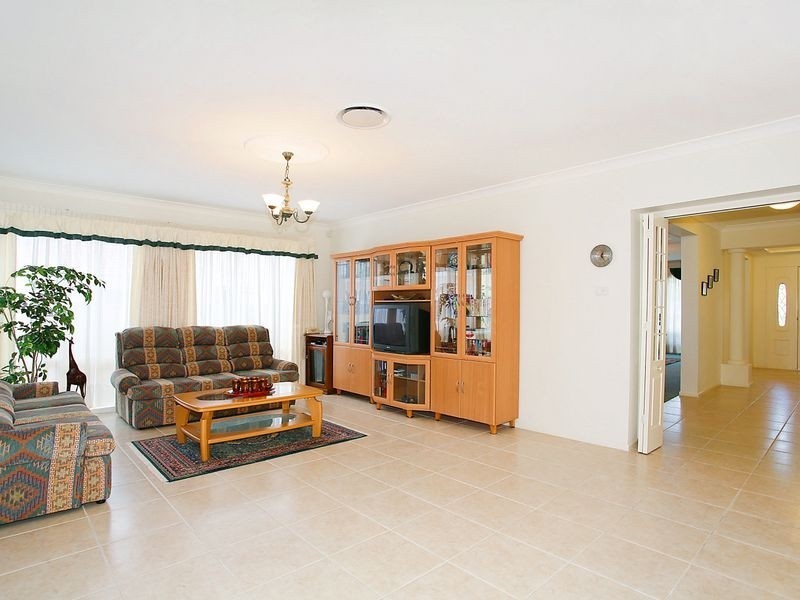 54 James Mileham Dr, Kellyville NSW 2155