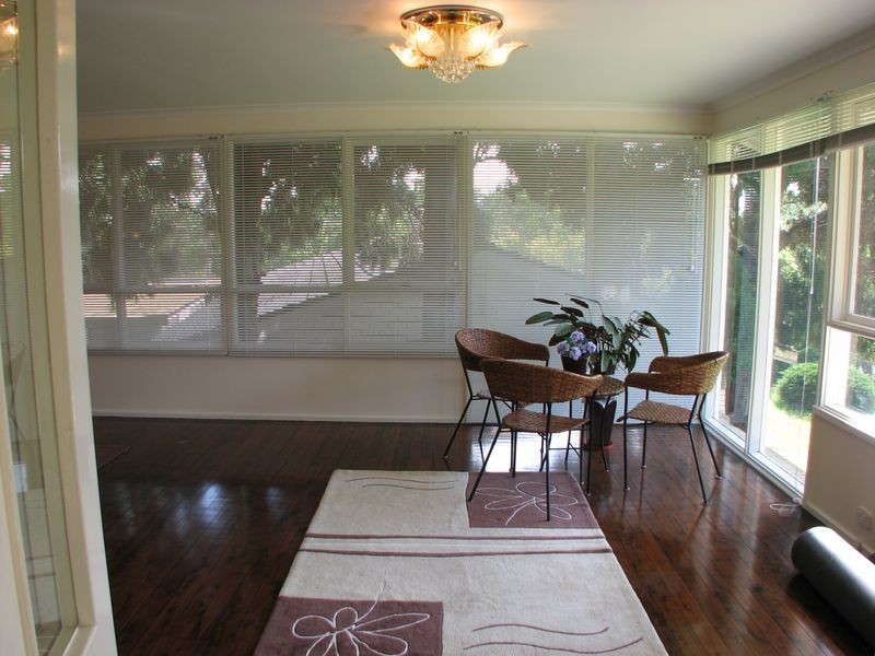 12 Woodbury St, North Rocks NSW 2151