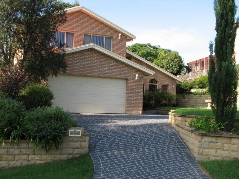 11 Jarrah Pl, Castle Hill NSW 2154