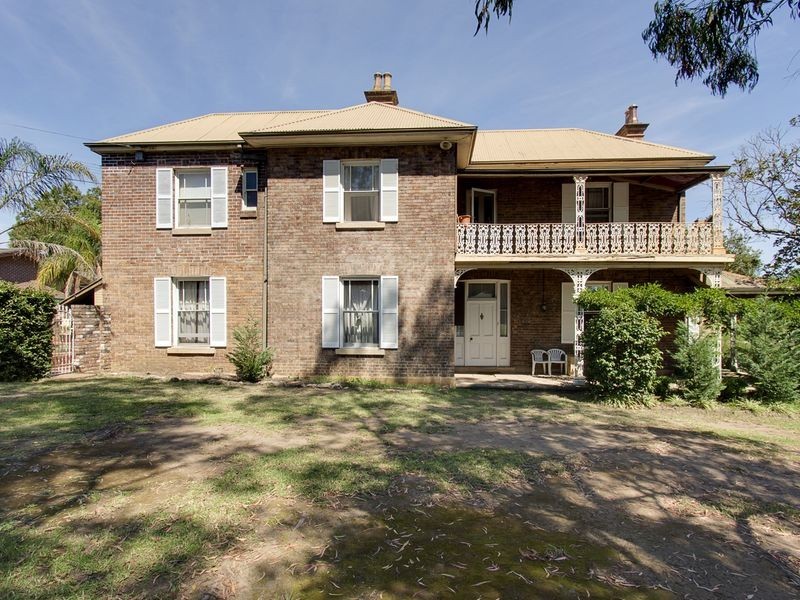 8-10 Englart Pl, Baulkham Hills NSW 2153