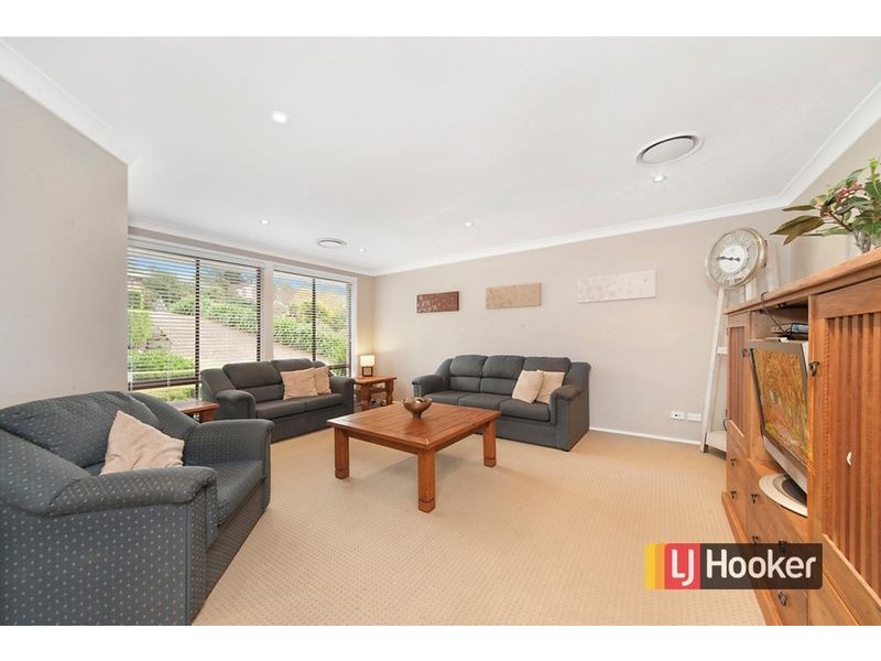 25 Candlebush Crescent, Castle Hill NSW 2154