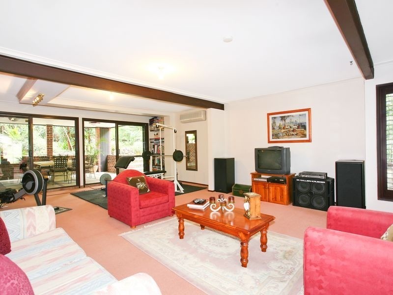 50 Woodhill St, Castle Hill NSW 2154