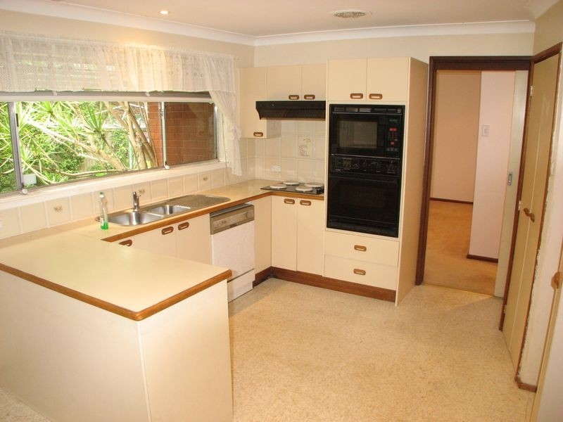 14 Gordon Ave, Castle Hill NSW 2154