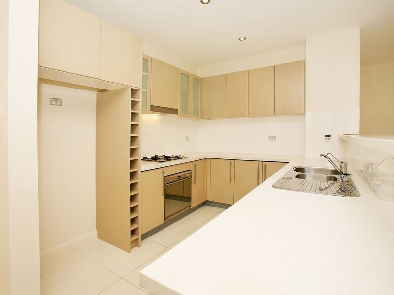 21/2-4 Purser Avenue, Castle Hill NSW 2154