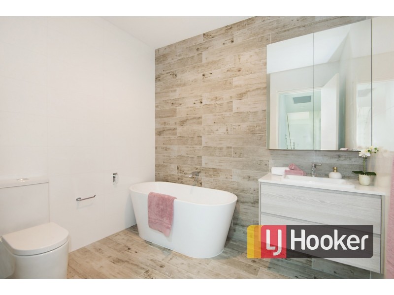 27a Moses Way, Winston Hills NSW 2153