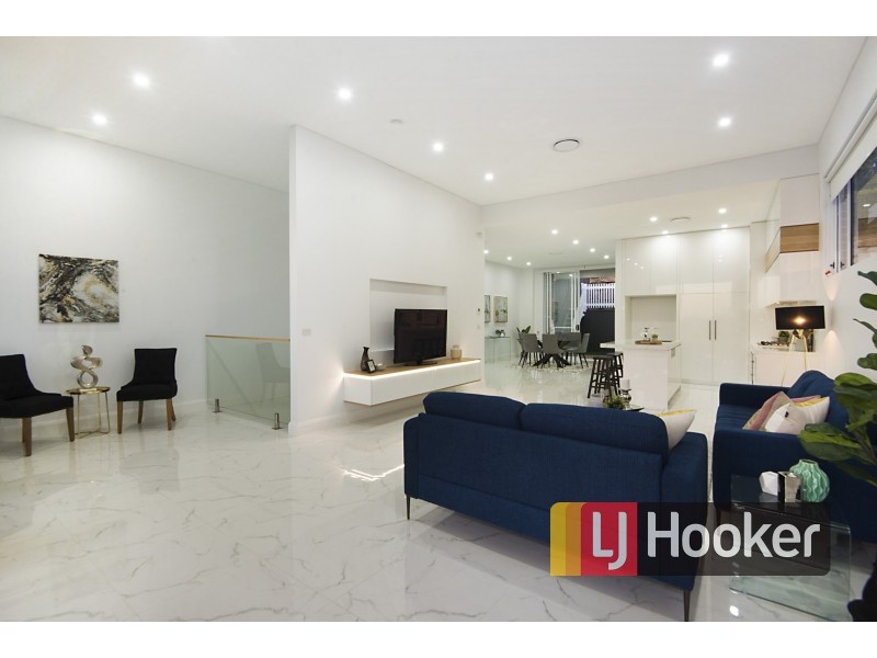 27a Moses Way, Winston Hills NSW 2153