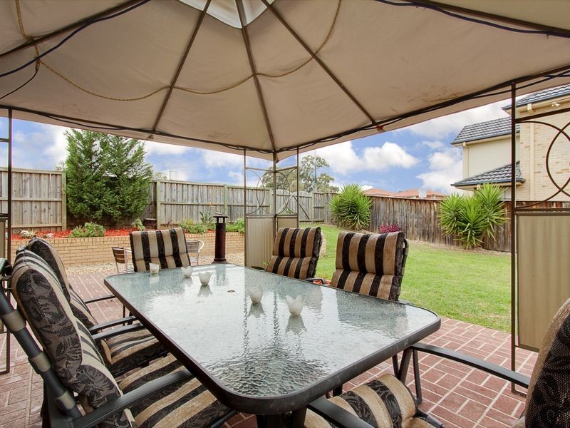 2 Brookfield Way, Castle Hill NSW 2154