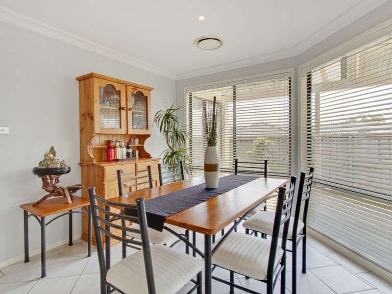 6 Ali Pl, Glenwood NSW 2768