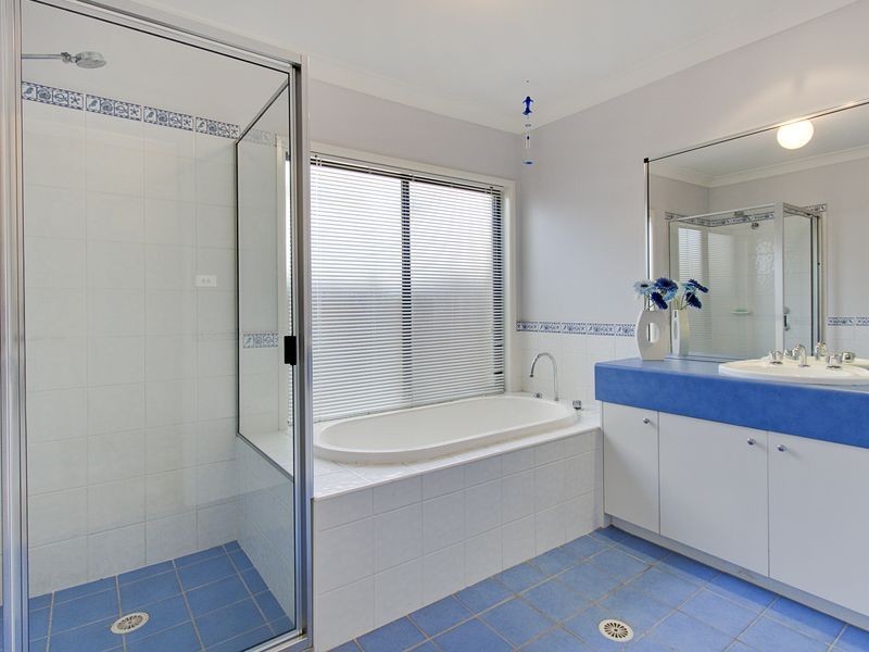 6 Ali Pl, Glenwood NSW 2768