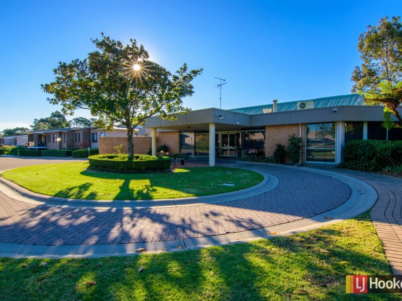 8/5 Spurway Drive, Baulkham Hills NSW 2153