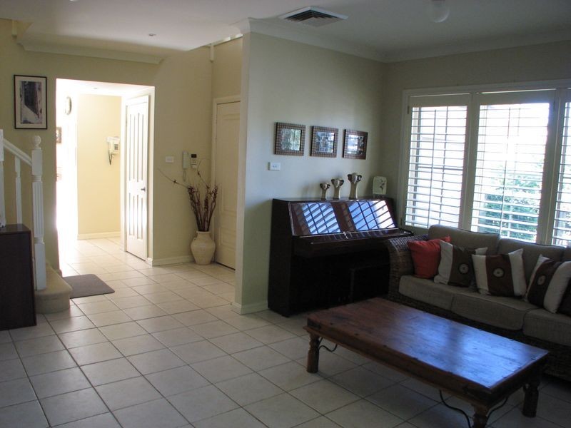 2A Stewart Drive, Castle Hill NSW 2154