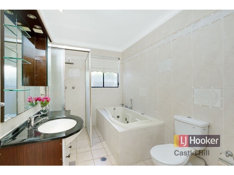 6 Drummond Rd, Beaumont Hills NSW 2155