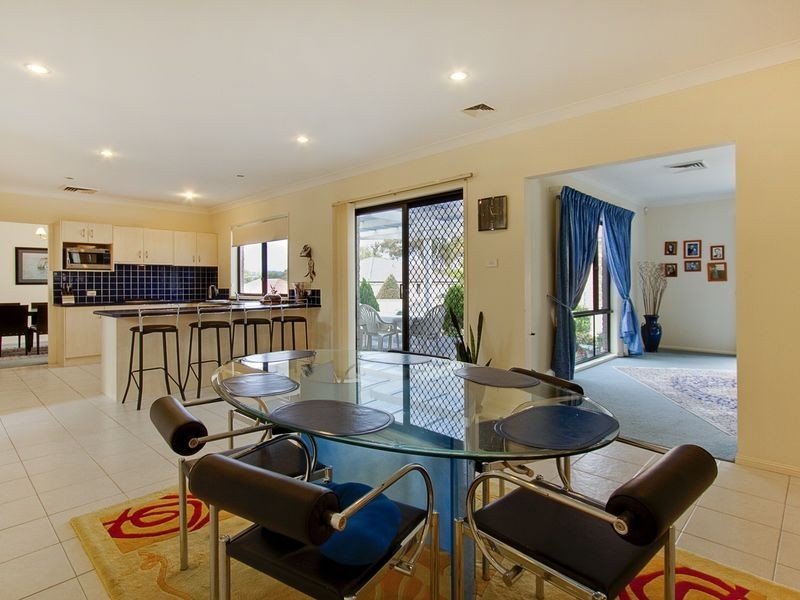 15 Giovanna Court, Castle Hill NSW 2154