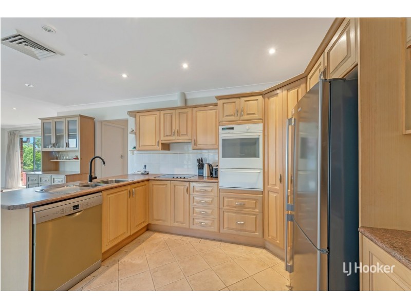 74 Brucedale Drive, Baulkham Hills NSW 2153