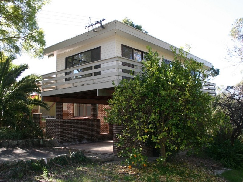 13 Binalong Rd, Kenthurst NSW 2156